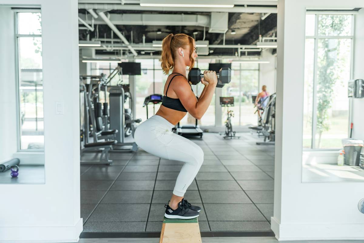 Swing Slim Workout Session: How Kettlebell Swings Melt Fat & Build Real Strength